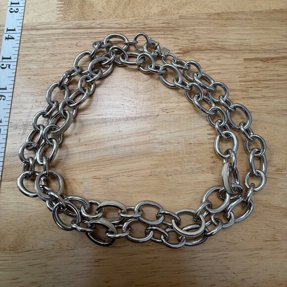 Banana Republic Long Silver Chain Necklace With White Accents 34-Inch Length - Picture 9 of 9